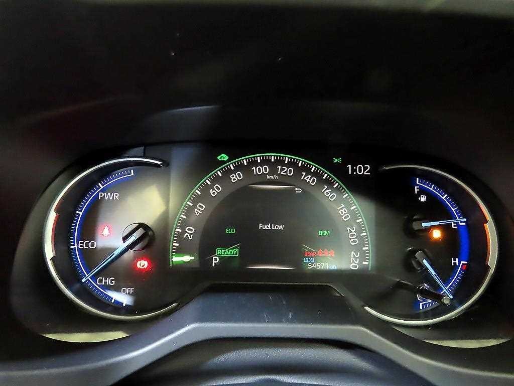 토요타 라브4 RAV4(5세대) 2.5 4WD 하이브리드 이미지 9
