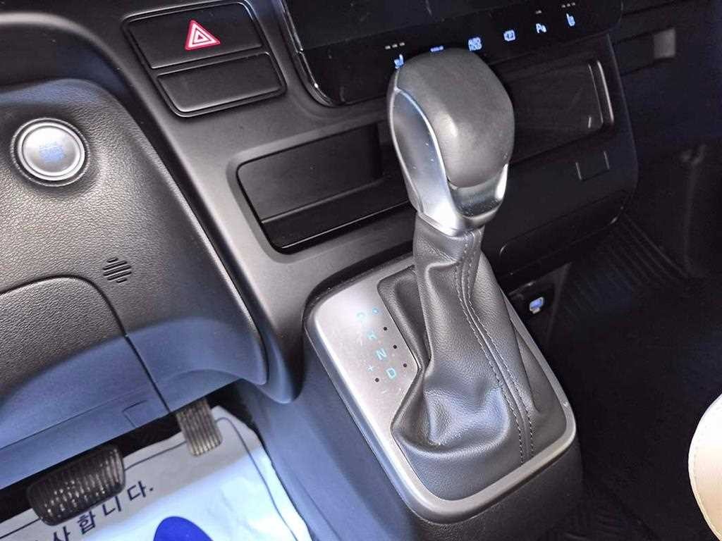 현대 스타리아 2WD 디젤 카고 모던 3인승 이미지 11