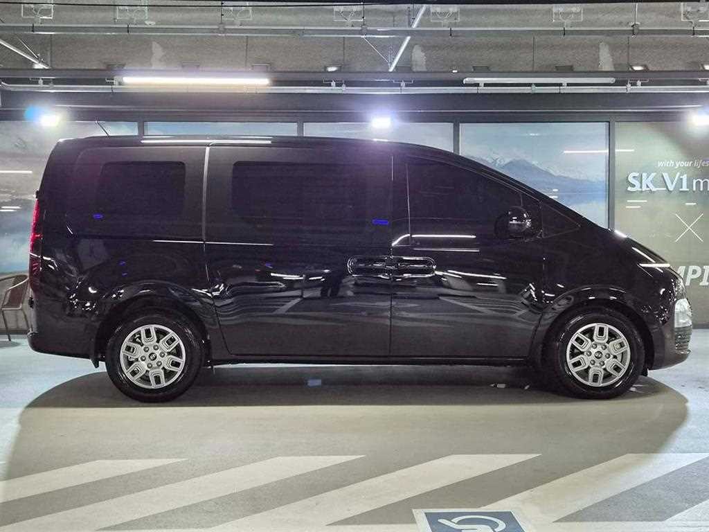 현대 스타리아 2WD 디젤 카고 모던 3인승 이미지 3