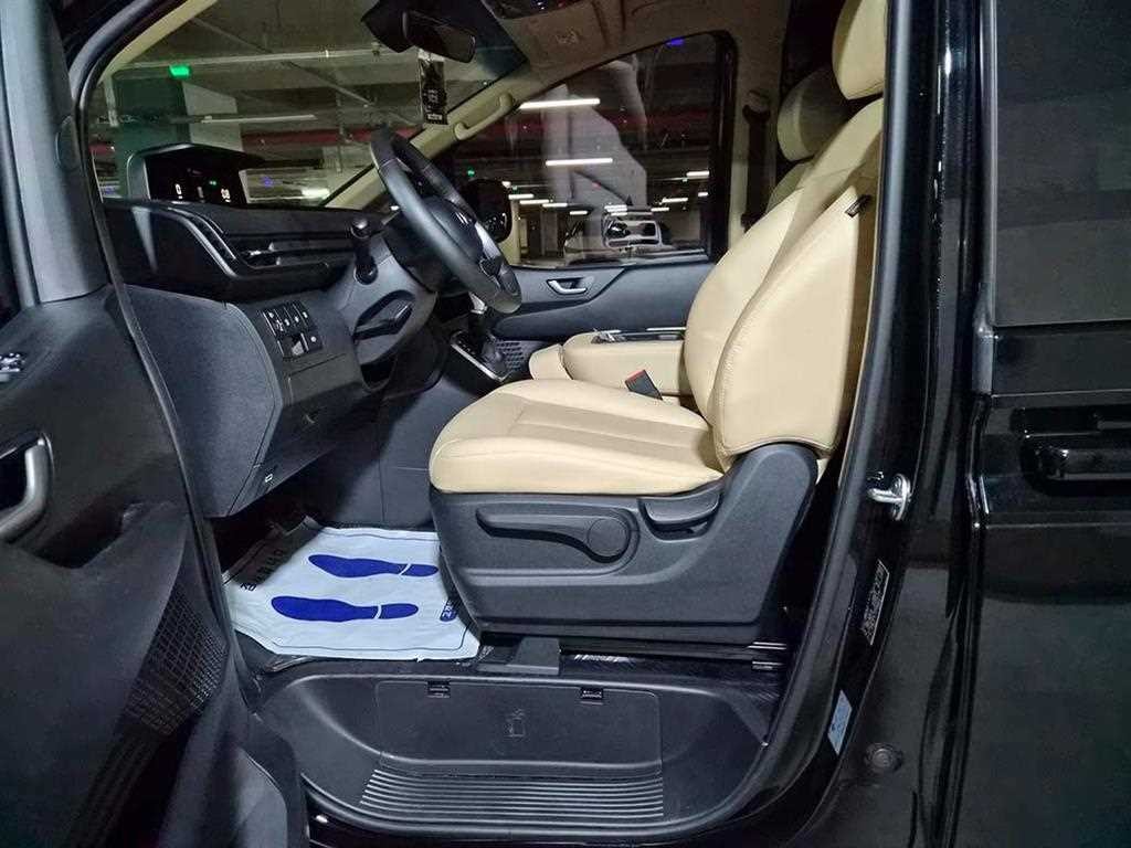 현대 스타리아 2WD 디젤 카고 모던 3인승 이미지 6