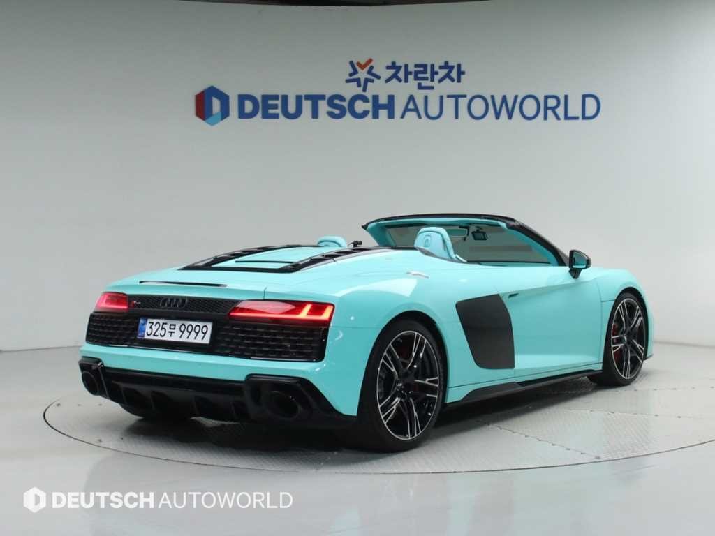 아우디 R8 R8 (4S) 5.2 V10 퍼포먼스 스파이더 이미지 2