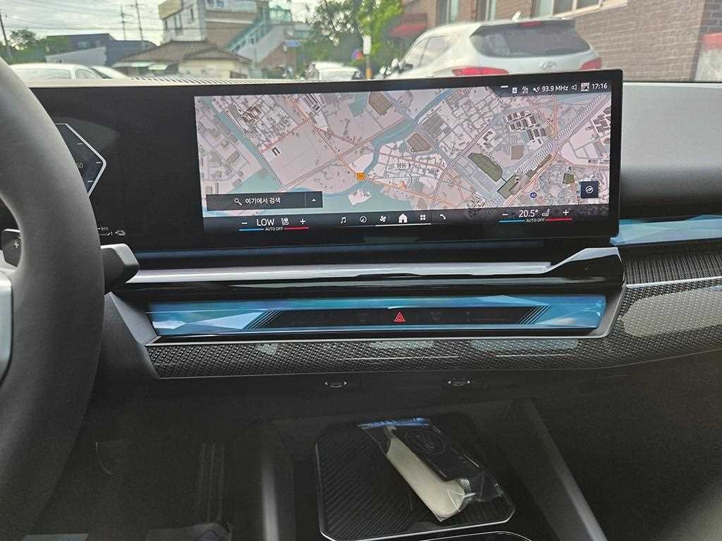 BMW 5시리즈 5시리즈 (G60) 530e xDrive M 스포츠 프로 이미지 10