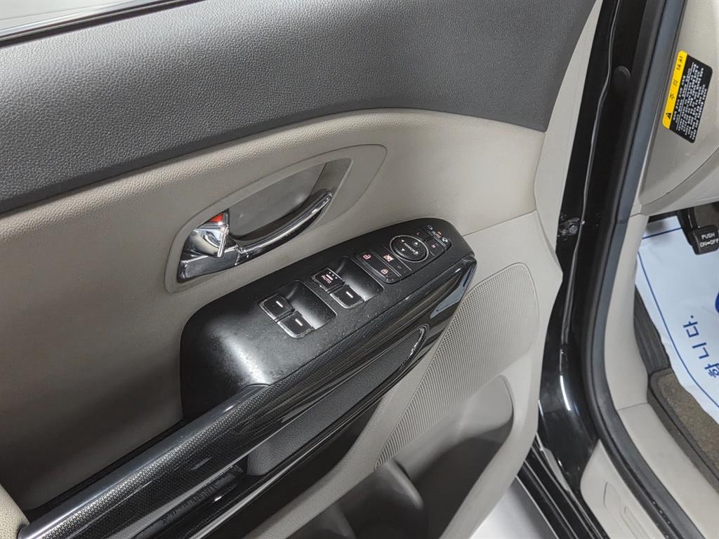 기아 카니발 올 뉴 카니발 디젤 11인승 프레스티지 이미지 12