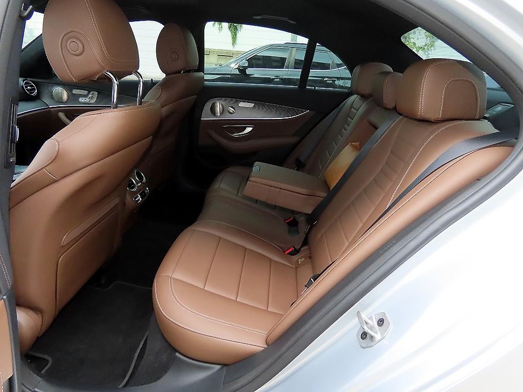 벤츠 E 클래스 E-클래스 W213 E350 4MATIC 아방가르드 이미지 6