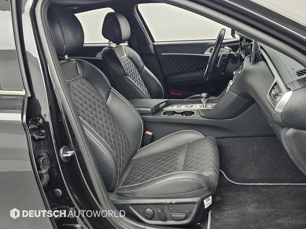 제네시스 G70 3.3T 스포츠 AWD 슈프림 이미지 10