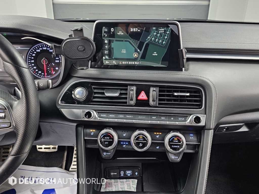 제네시스 G70 3.3T 스포츠 AWD 슈프림 이미지 14