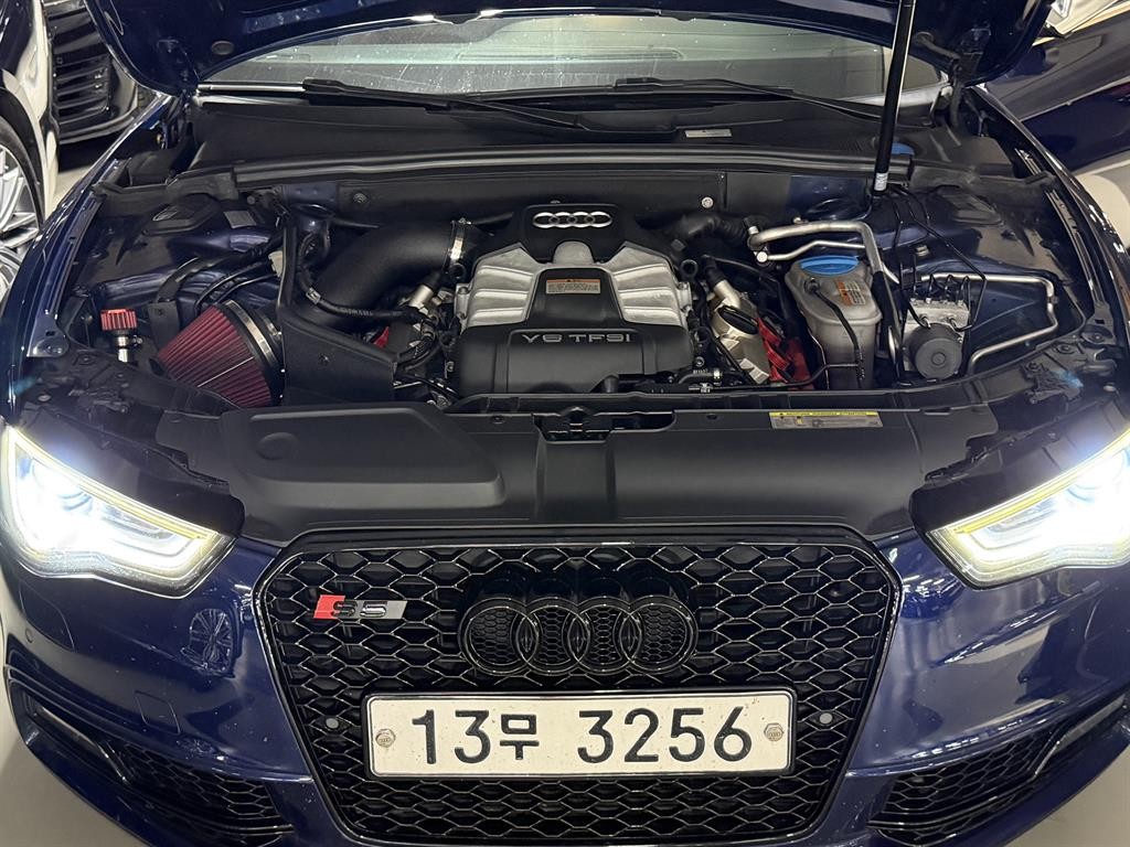 아우디 S5 3.0 TFSI 콰트로 B8 이미지 8