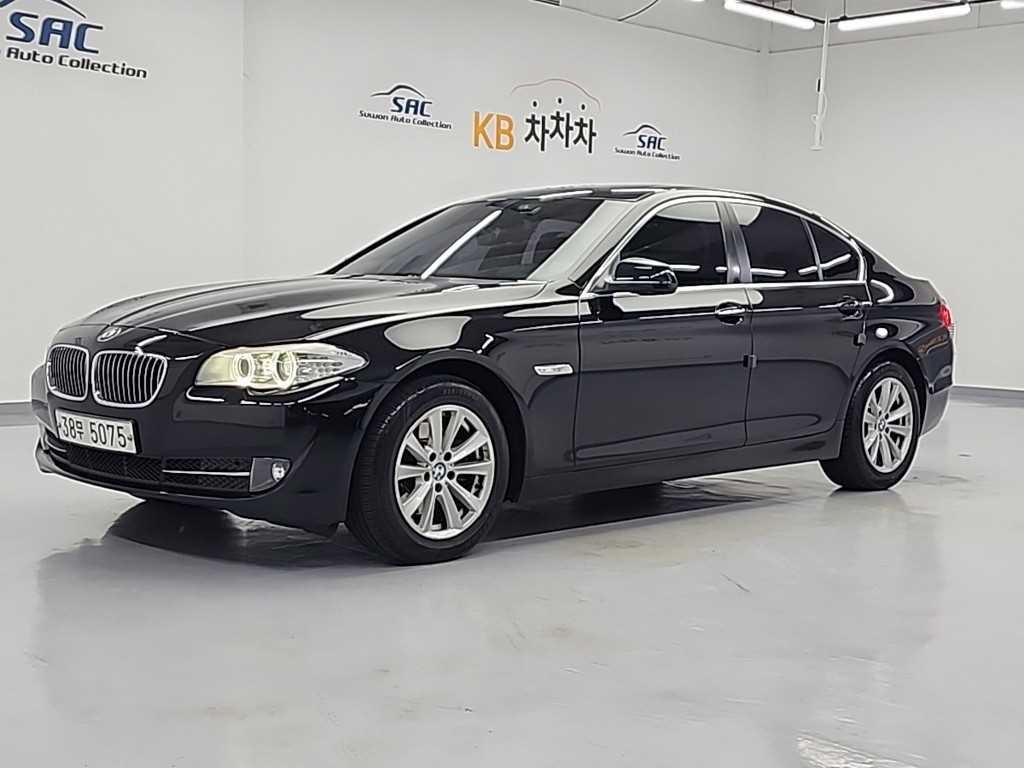 BMW 5시리즈 5시리즈 (F10) 520d 럭셔리 플러스 프로 이미지 1