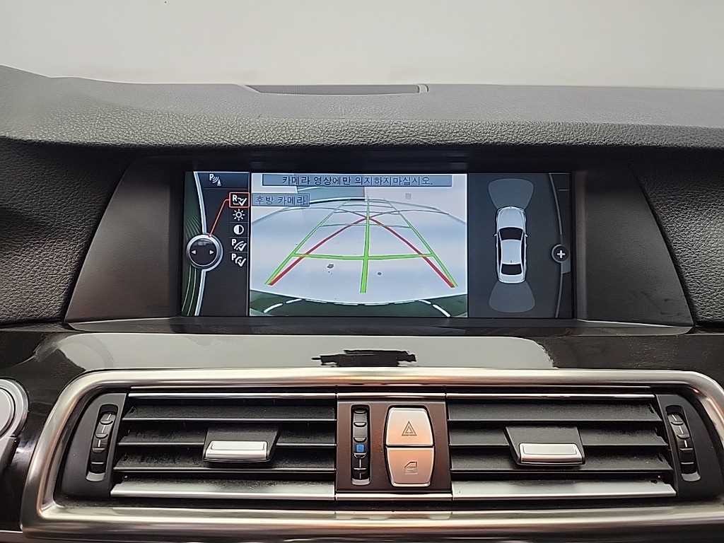 BMW 5시리즈 5시리즈 (F10) 520d 럭셔리 플러스 프로 이미지 16