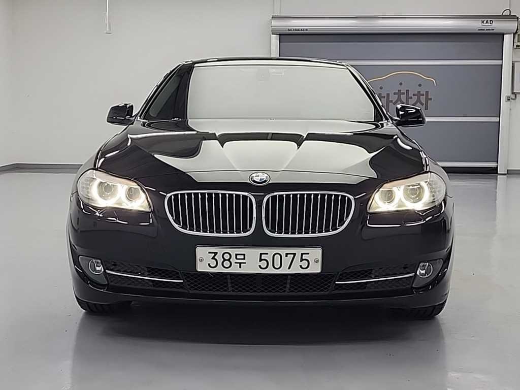 BMW 5시리즈 5시리즈 (F10) 520d 럭셔리 플러스 프로 이미지 2