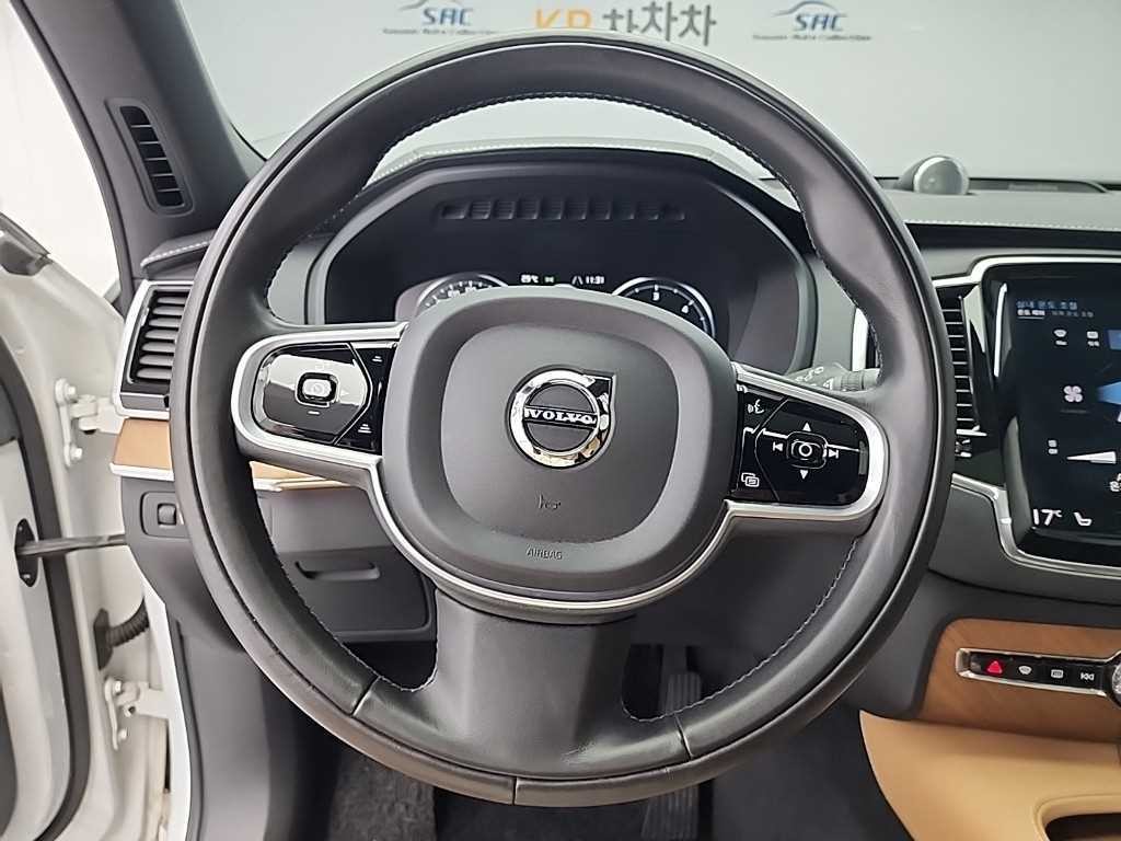 볼보 XC90 XC90 2세대 2.0 D5 AWD 인스크립션 이미지 9