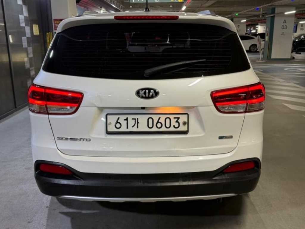 기아 쏘렌토 올 뉴 쏘렌토 디젤 2WD 2.0 노블레스 스페셜 이미지 5