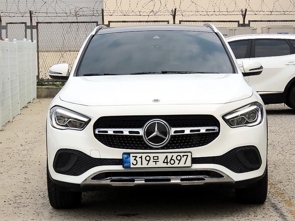 벤츠 GLA 클래스 GLA클래스 H247 GLA220 이미지 1