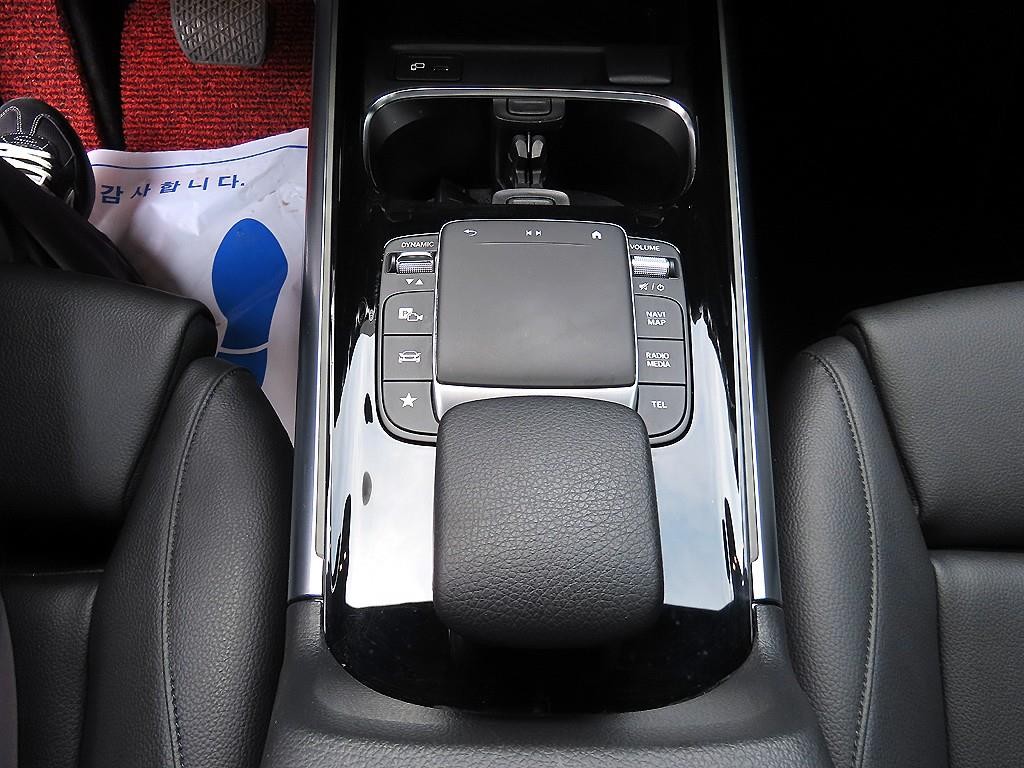 벤츠 GLA 클래스 GLA클래스 H247 GLA220 이미지 13