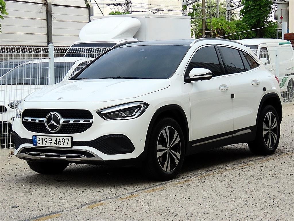 벤츠 GLA 클래스 GLA클래스 H247 GLA220 이미지 2