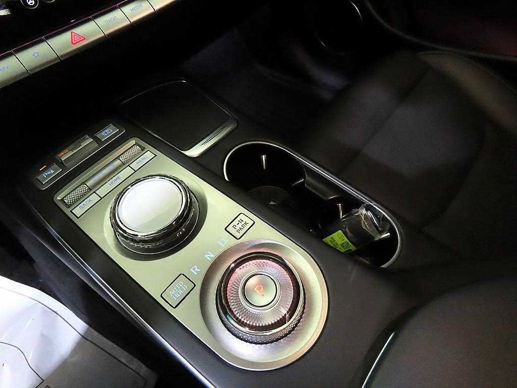 제네시스 GV70 2.5T 가솔린 AWD 기본형 이미지 12