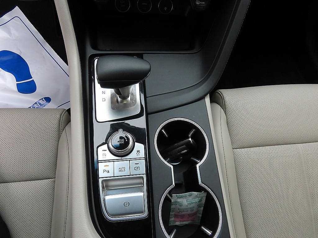 제네시스 G70 더 뉴 G70 가솔린 2.0T 2WD 이미지 10