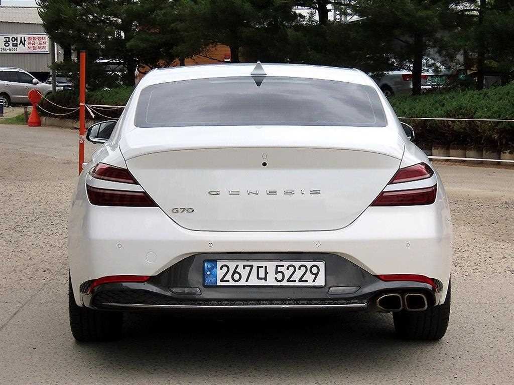 제네시스 G70 더 뉴 G70 가솔린 2.0T 2WD 이미지 4