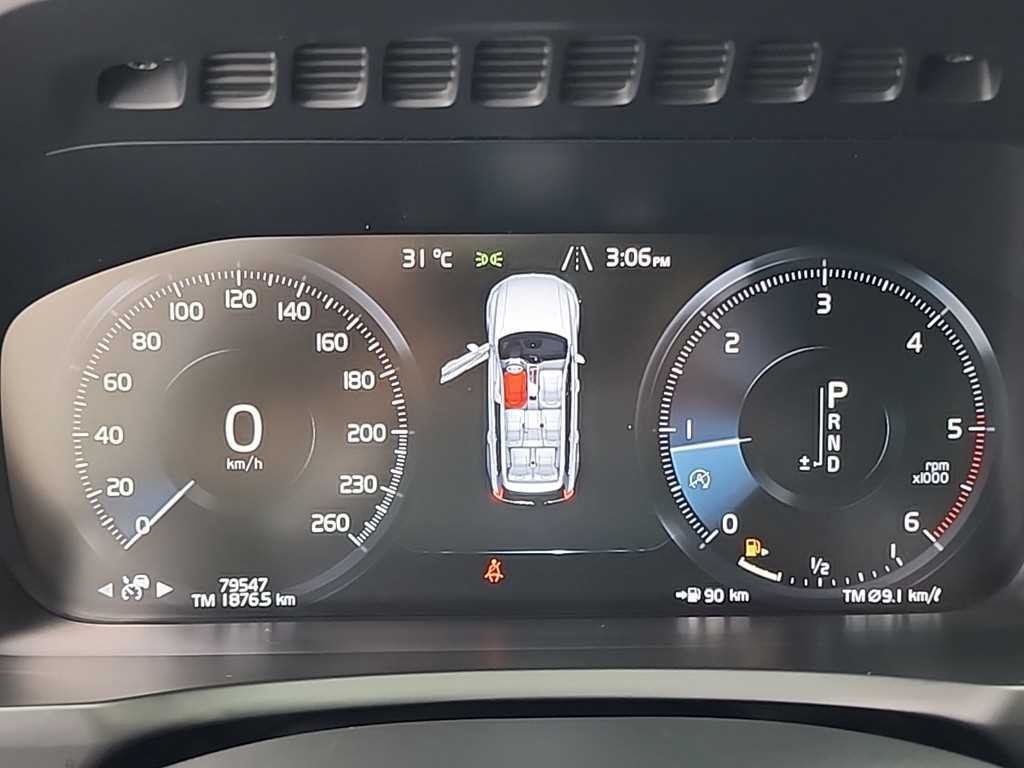 볼보 XC90 XC90 2세대 2.0 D5 AWD 인스크립션 이미지 6