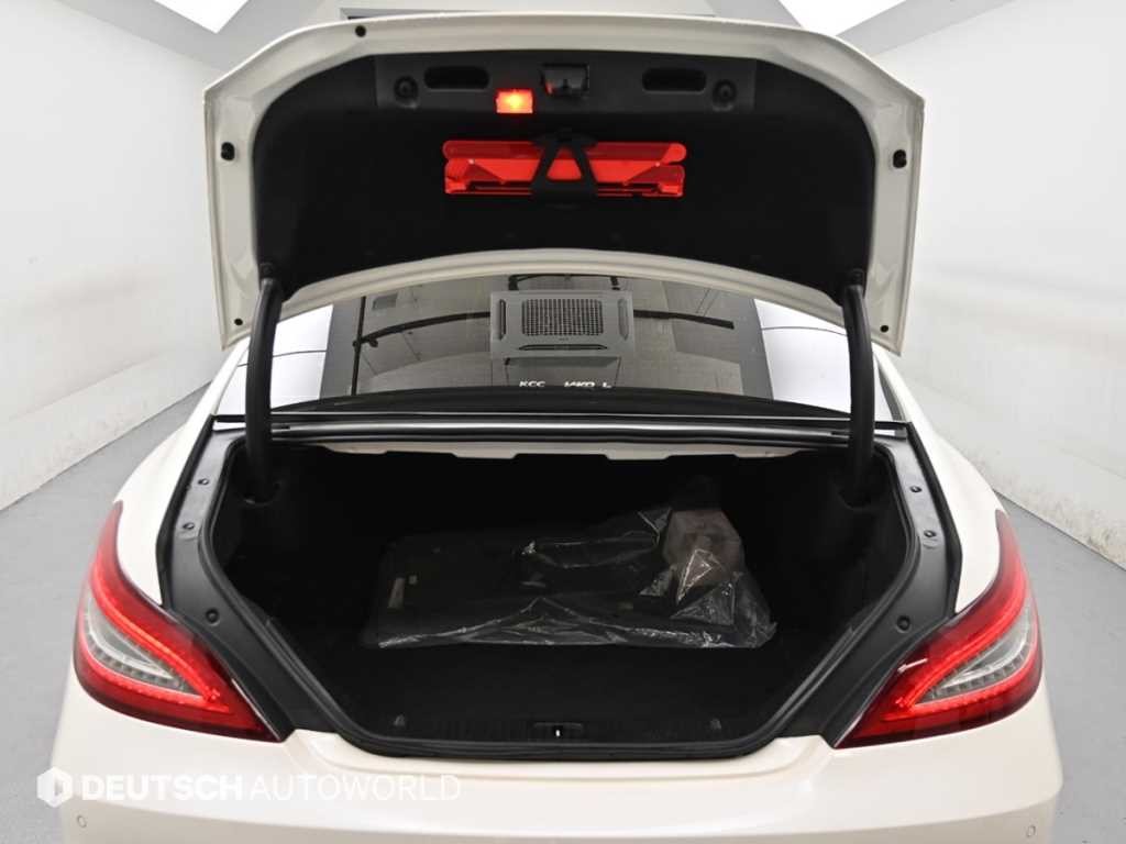 벤츠 CLS 클래스 CLS클래스 W218 CLS 250 d 4MATIC AMG Line 이미지 19
