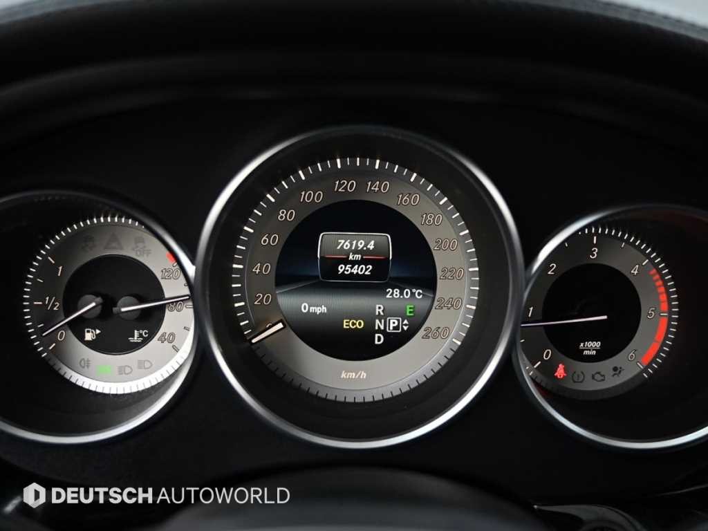 벤츠 CLS 클래스 CLS클래스 W218 CLS 250 d 4MATIC AMG Line 이미지 8