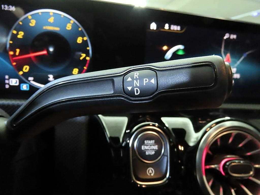 벤츠 A 클래스 A클래스 W177 AMG A45 4MATIC+ 해치백 이미지 12