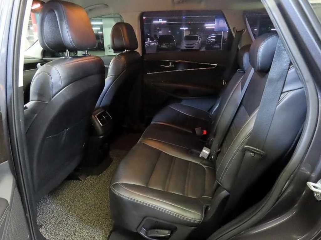 기아 쏘렌토 올 뉴 쏘렌토 디젤 2WD 2.0 프레스티지 이미지 7