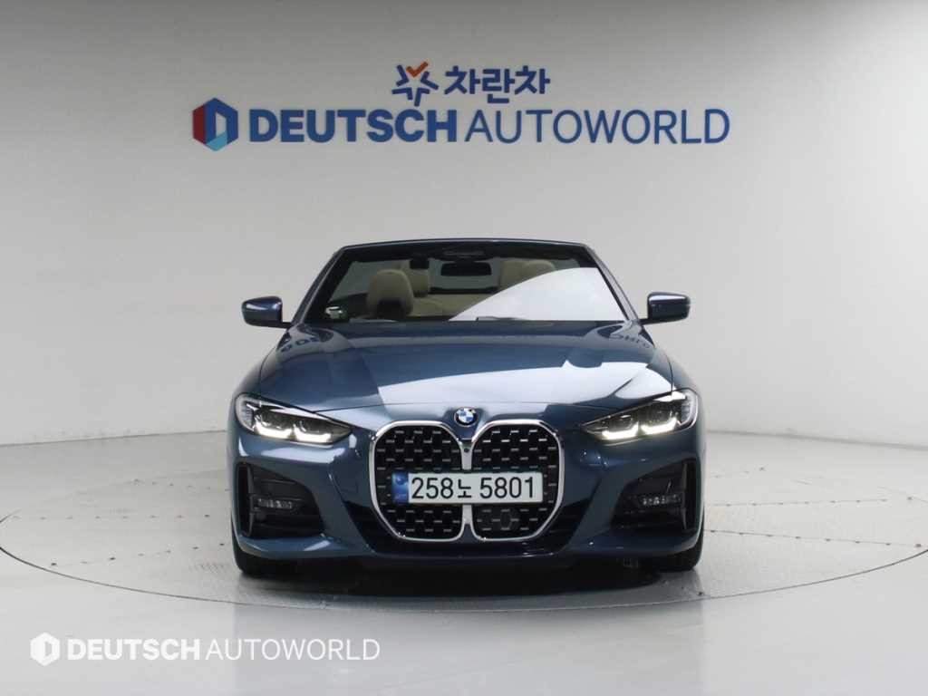 BMW 4시리즈 4시리즈 (G22) 420i 컨버터블 M 스포츠 이미지 3