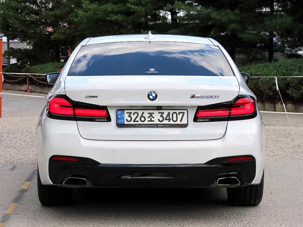 BMW 5시리즈 5시리즈 (G30) 520i M 스포츠 이미지 4