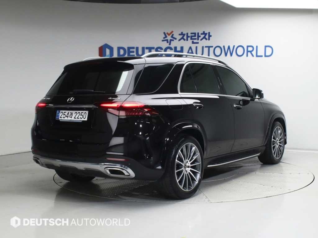 벤츠 GLE 클래스 GLE 클래스 W167 GLE 450 4MATIC 이미지 2
