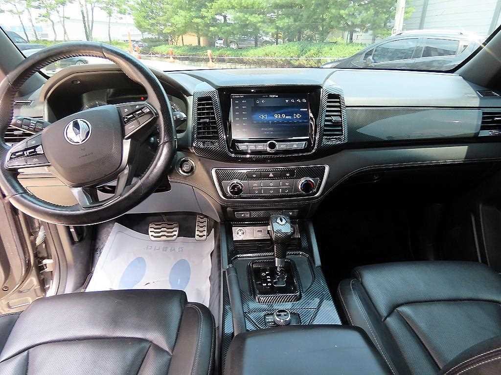 KG모빌리티(쌍용) 렉스턴 렉스턴 스포츠 칸 디젤 2.2 4WD 5링크 프레스티지 스페셜 이미지 6