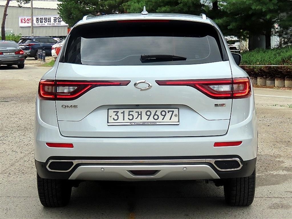 르노코리아(삼성) QM6 더뉴QM6 가솔린 2.0 GDe RE 시그니처 2WD 이미지 4