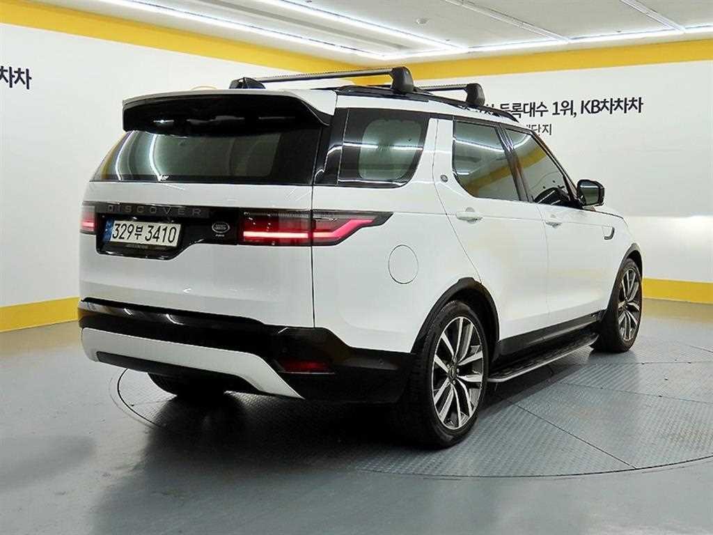 랜드로버 디스커버리 디스커버리5 3.0 P360 R-다이나믹 SE 이미지 4