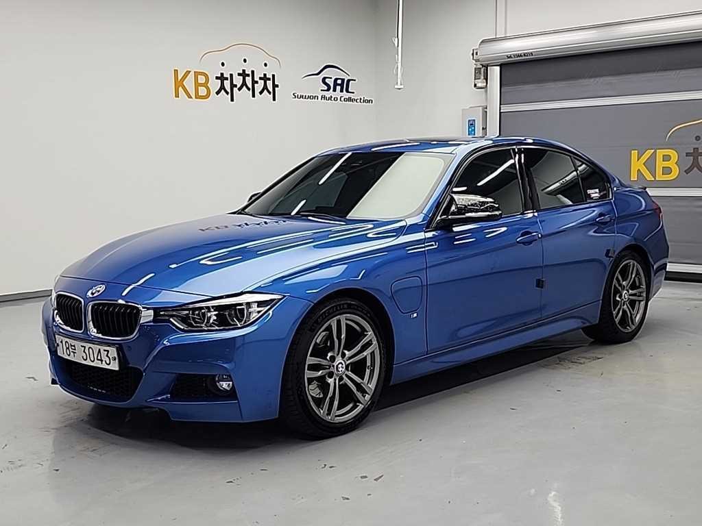 BMW 3시리즈 3시리즈 (F30) 330e i퍼포먼스 M 스포츠 이미지 1