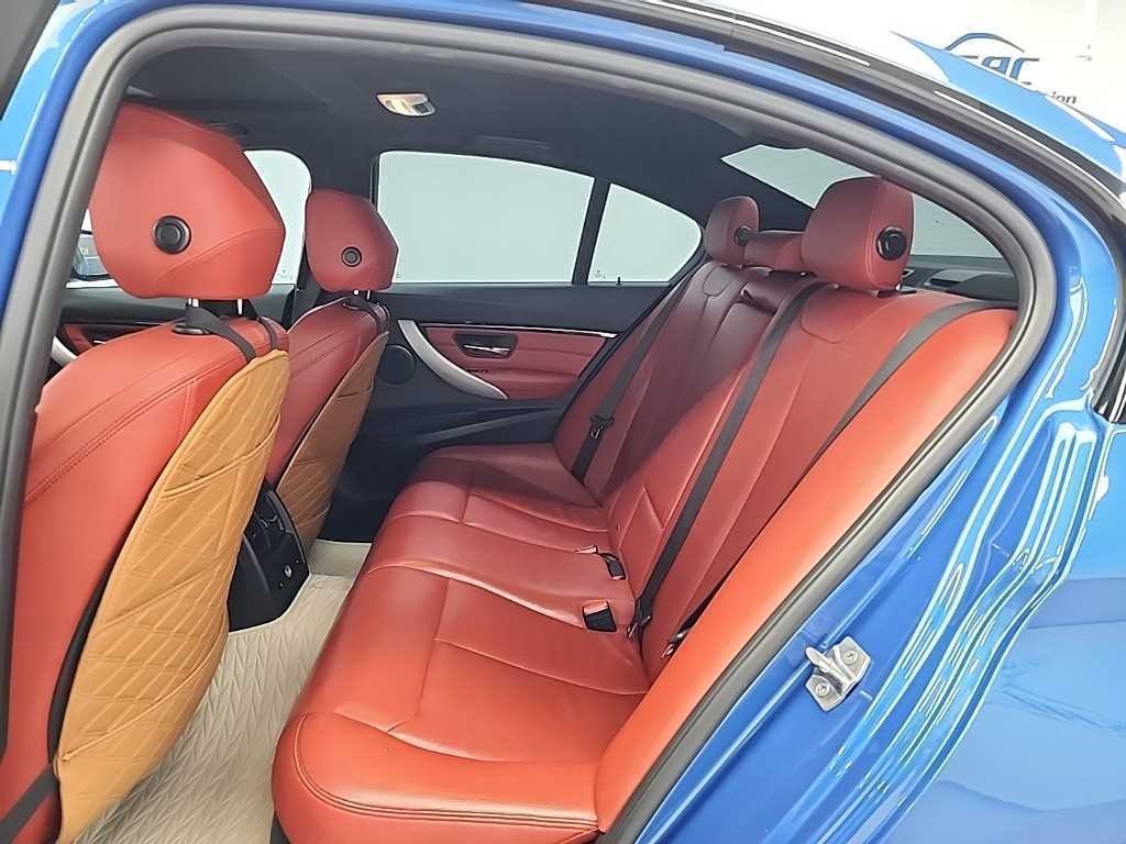 BMW 3시리즈 3시리즈 (F30) 330e i퍼포먼스 M 스포츠 이미지 12
