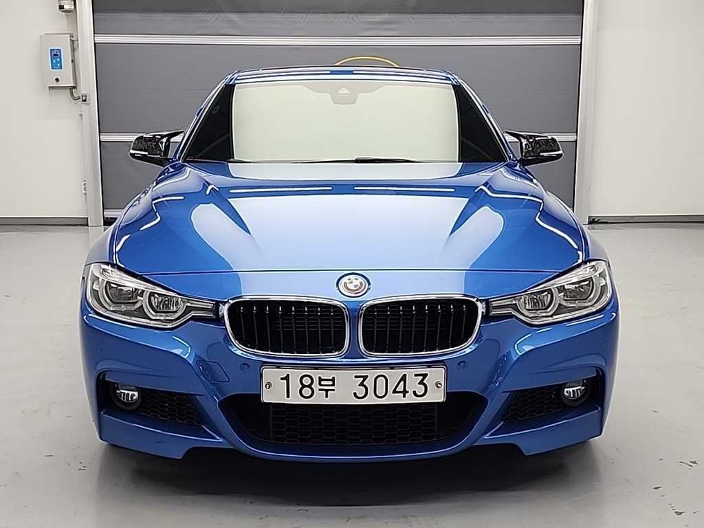 BMW 3시리즈 3시리즈 (F30) 330e i퍼포먼스 M 스포츠 이미지 2