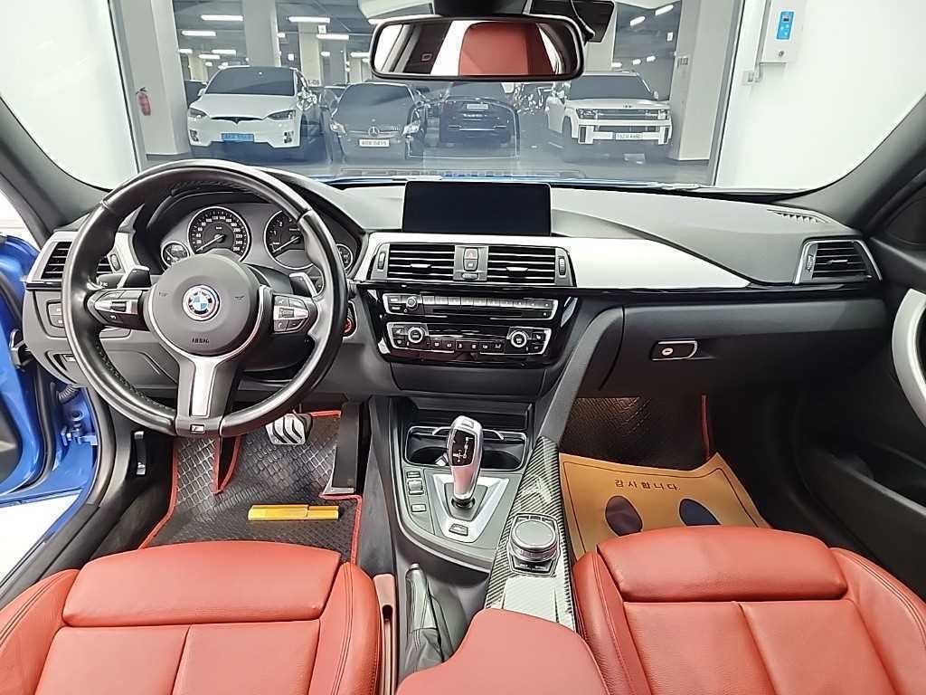BMW 3시리즈 3시리즈 (F30) 330e i퍼포먼스 M 스포츠 이미지 7