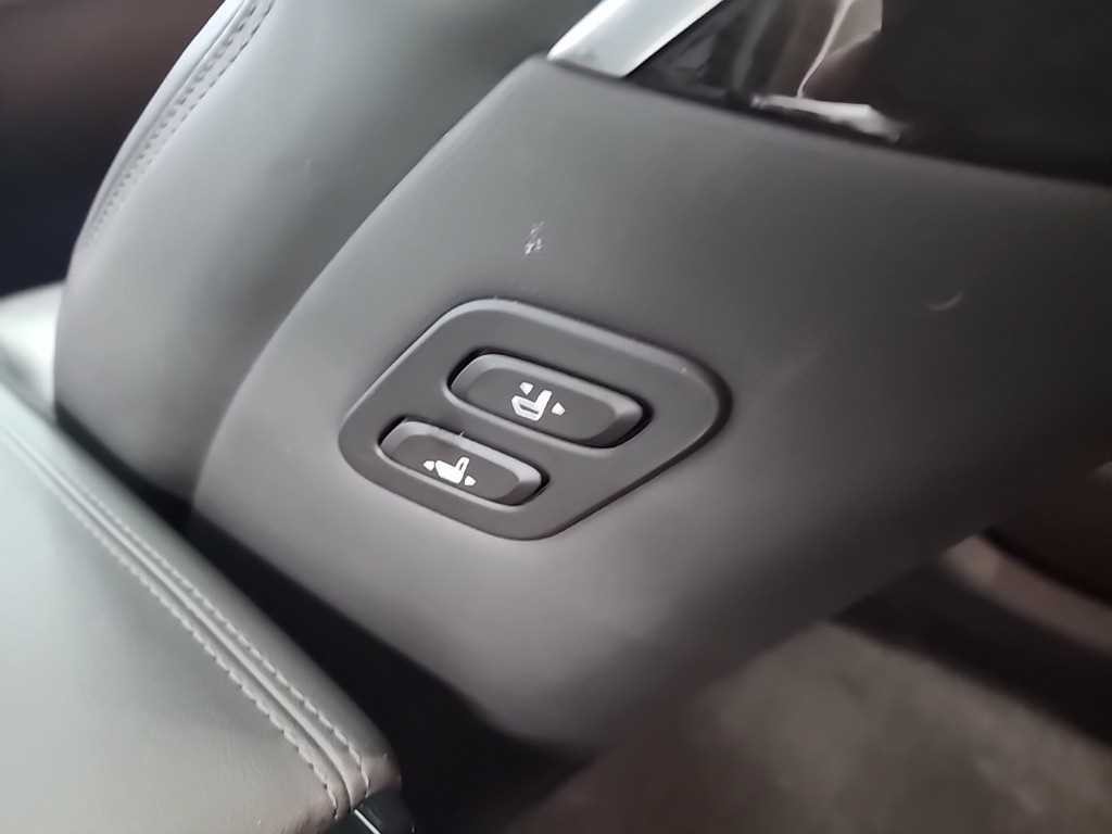 제네시스 G90 3.8 GDI AWD 프리미엄 럭셔리 이미지 14