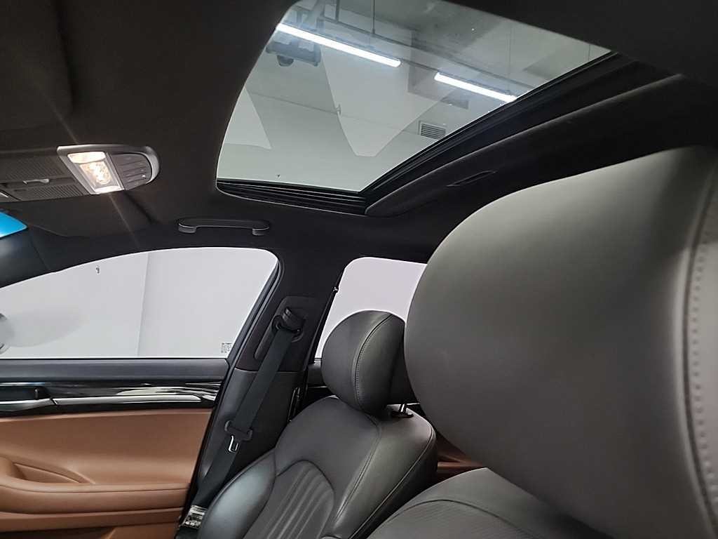 제네시스 G90 3.8 GDI AWD 프리미엄 럭셔리 이미지 16