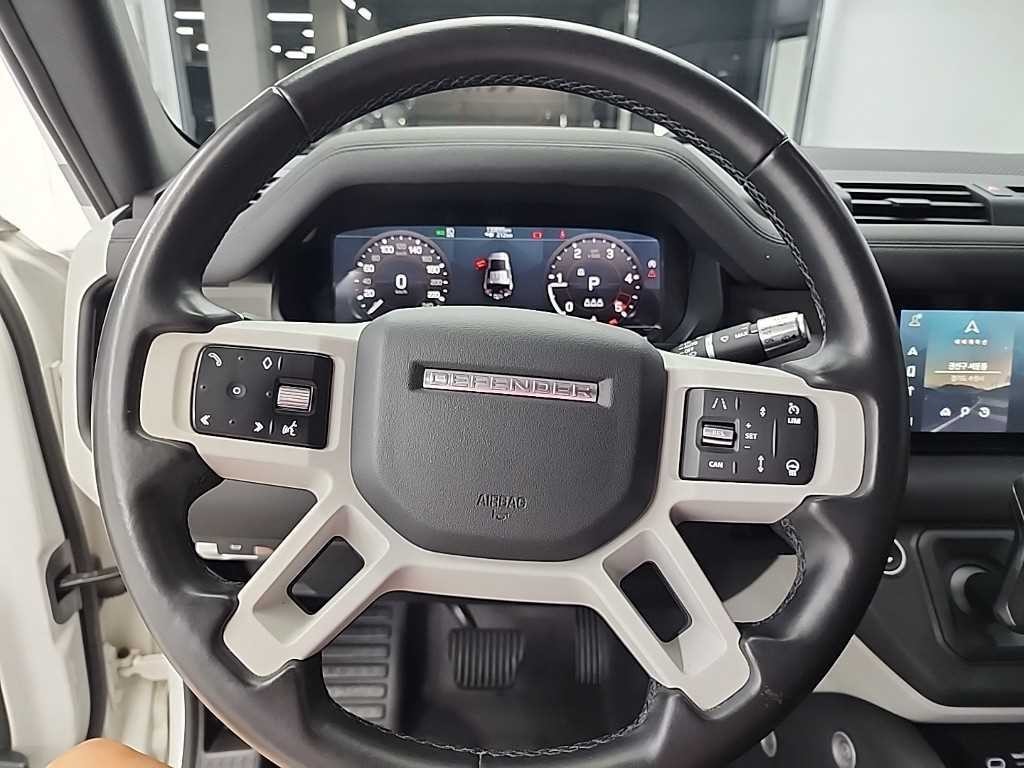 랜드로버 디펜더 디펜더 (L663) 110 D250 S 이미지 9