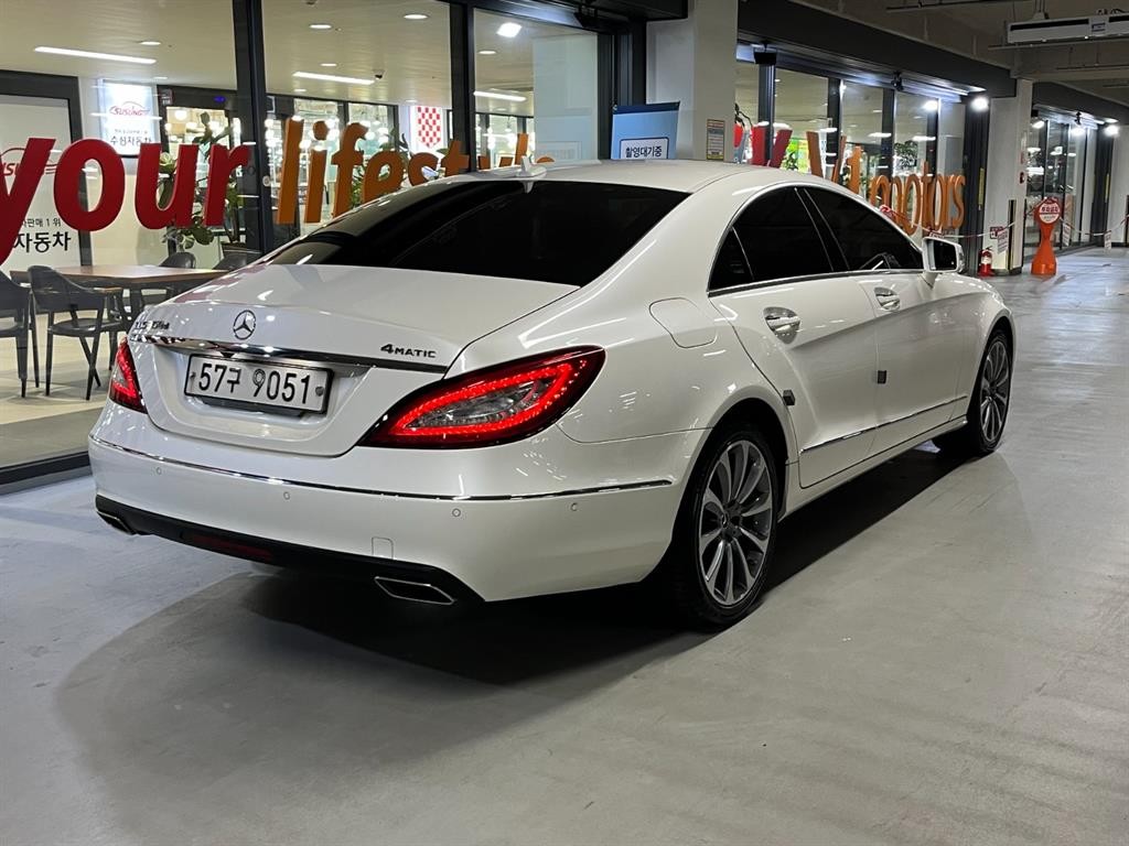 벤츠 CLS 클래스 CLS클래스 W218 CLS 250 d 4MATIC 이미지 4