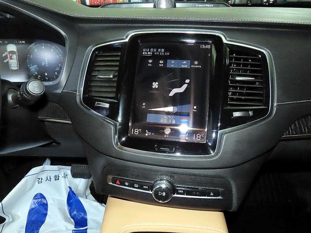 볼보 XC90 XC90 2세대 2.0 B6 AWD 인스크립션 이미지 11