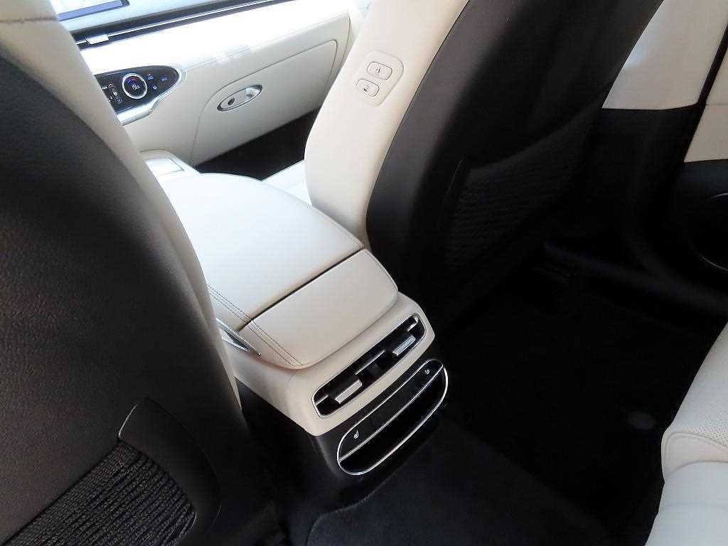 제네시스 GV70 2.5T 가솔린 AWD 이미지 17