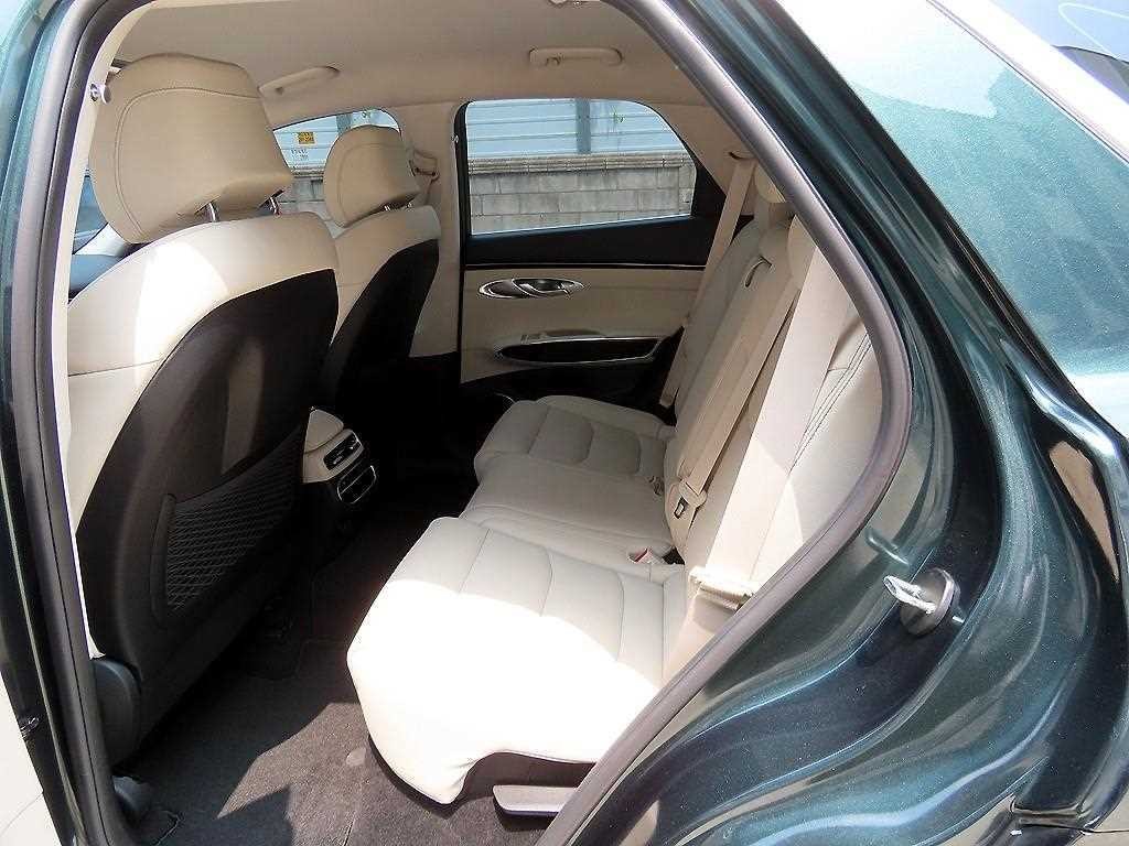 제네시스 GV70 2.5T 가솔린 AWD 이미지 6
