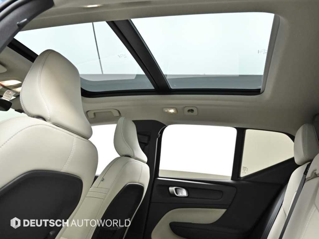 볼보 XC40 B4 AWD 울트라 브라이트 이미지 18