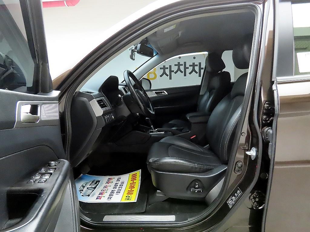 KG모빌리티(쌍용) 렉스턴 렉스턴 스포츠 4WD 디젤 2.2 프레스티지 이미지 13