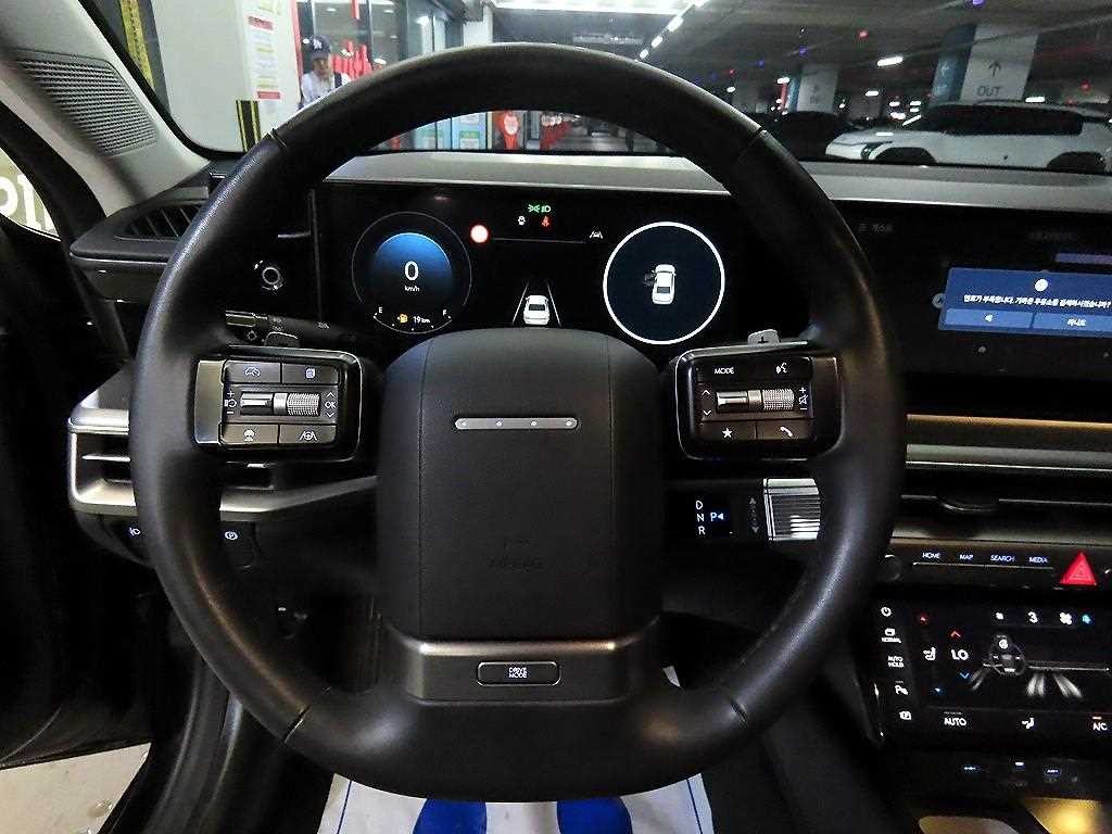 현대 그랜저 그랜저 (GN7) 가솔린 2.5 2WD 익스클루시브 이미지 8