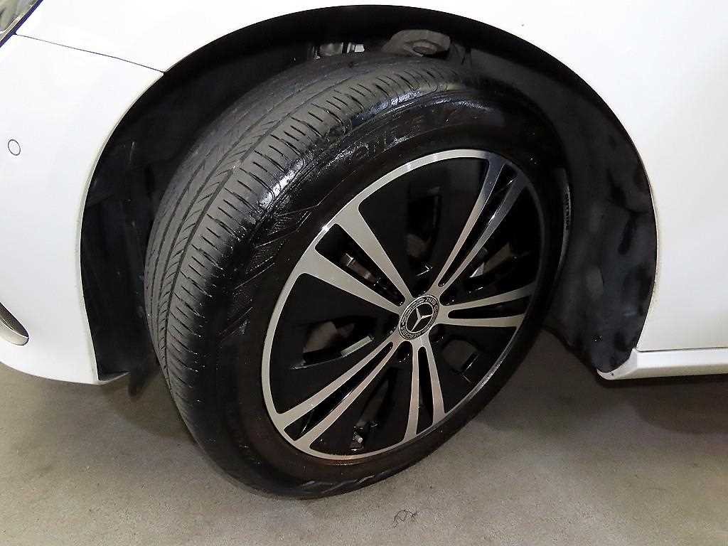 벤츠 E 클래스 E-클래스 W213 E250 아방가르드 이미지 20