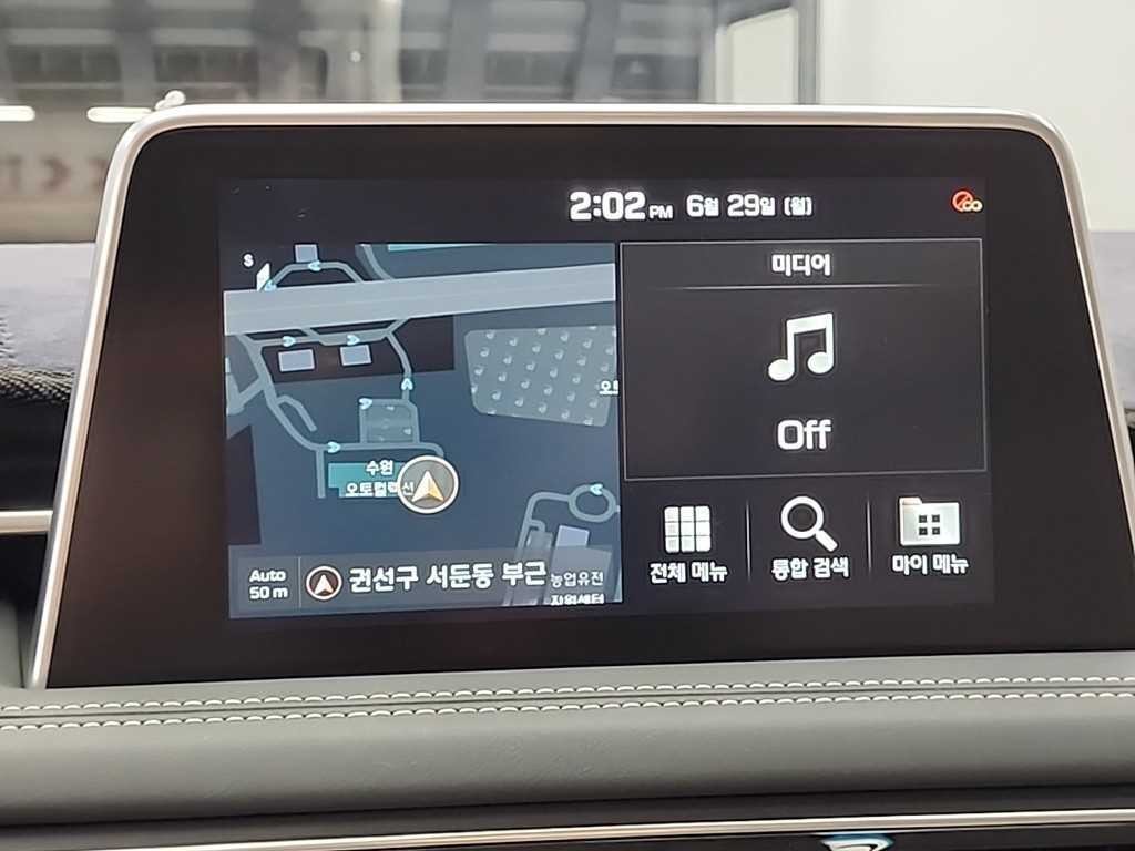 제네시스 G70 2.0T AWD 스포츠 패키지 이미지 15