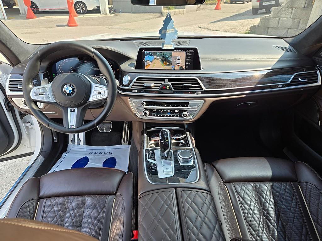 BMW 7시리즈 7시리즈 (G11) 740Li xDrive M SPORT 스포츠 이미지 10